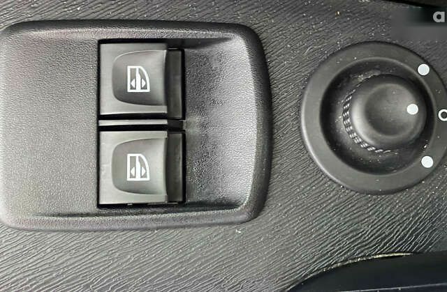 Рено Кєнгу, об'ємом двигуна 1.5 л та пробігом 166 тис. км за 12250 $, фото 23 на Automoto.ua