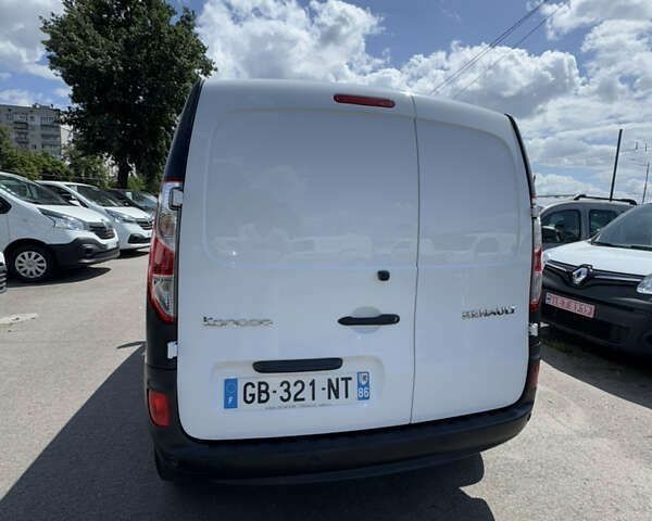 Рено Кенгу, объемом двигателя 1.5 л и пробегом 202 тыс. км за 12800 $, фото 7 на Automoto.ua
