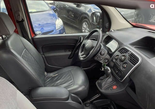 Рено Кенгу, объемом двигателя 0 л и пробегом 51 тыс. км за 11600 $, фото 25 на Automoto.ua
