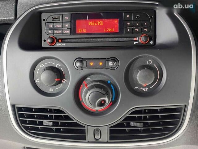 Рено Кєнгу, об'ємом двигуна 1.5 л та пробігом 166 тис. км за 12250 $, фото 19 на Automoto.ua