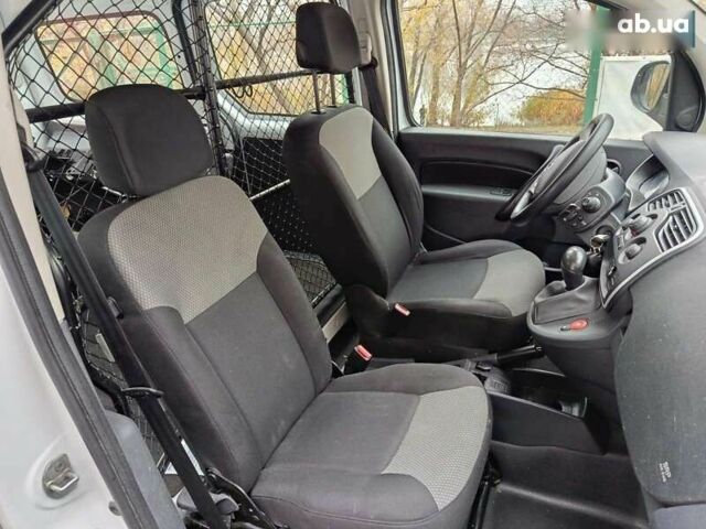 Рено Кенгу, объемом двигателя 0 л и пробегом 24 тыс. км за 12900 $, фото 6 на Automoto.ua