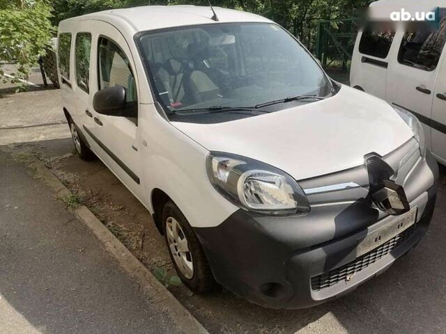 Рено Кенгу, объемом двигателя 0 л и пробегом 29 тыс. км за 12172 $, фото 12 на Automoto.ua