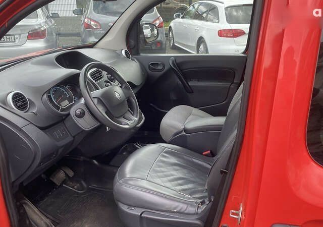 Рено Кенгу, объемом двигателя 0 л и пробегом 51 тыс. км за 11600 $, фото 16 на Automoto.ua