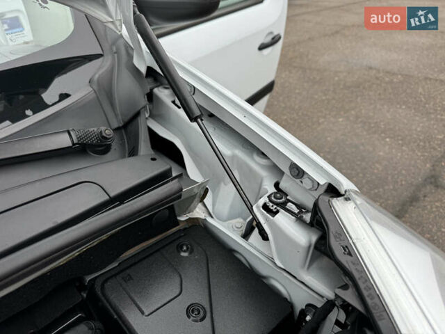 Рено Кєнгу, об'ємом двигуна 0 л та пробігом 174 тис. км за 12600 $, фото 106 на Automoto.ua