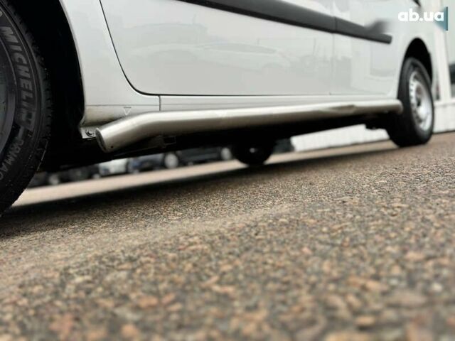 Рено Кенгу, объемом двигателя 1.5 л и пробегом 174 тыс. км за 12600 $, фото 16 на Automoto.ua