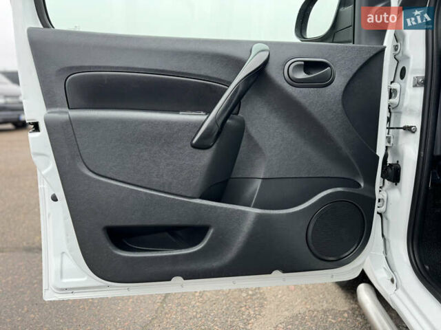 Рено Кєнгу, об'ємом двигуна 0 л та пробігом 174 тис. км за 12600 $, фото 67 на Automoto.ua