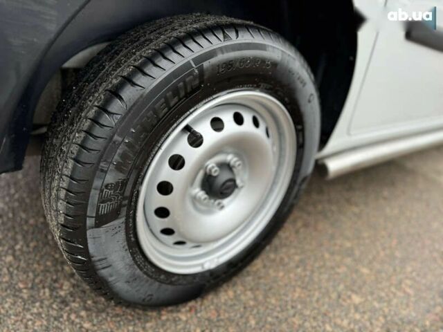 Рено Кенгу, объемом двигателя 1.5 л и пробегом 174 тыс. км за 12600 $, фото 27 на Automoto.ua