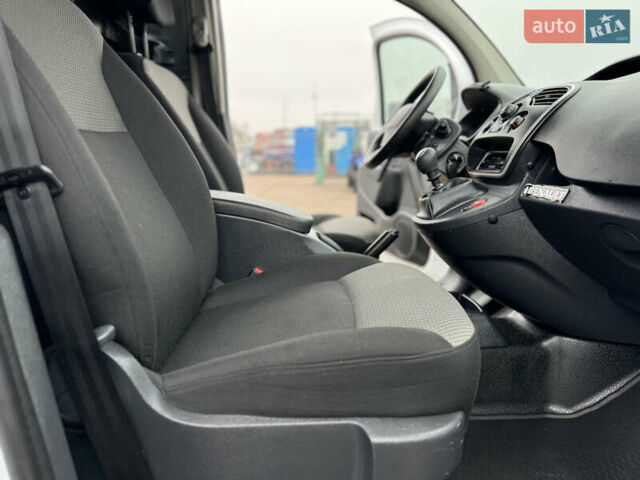 Рено Кєнгу, об'ємом двигуна 0 л та пробігом 174 тис. км за 12600 $, фото 92 на Automoto.ua