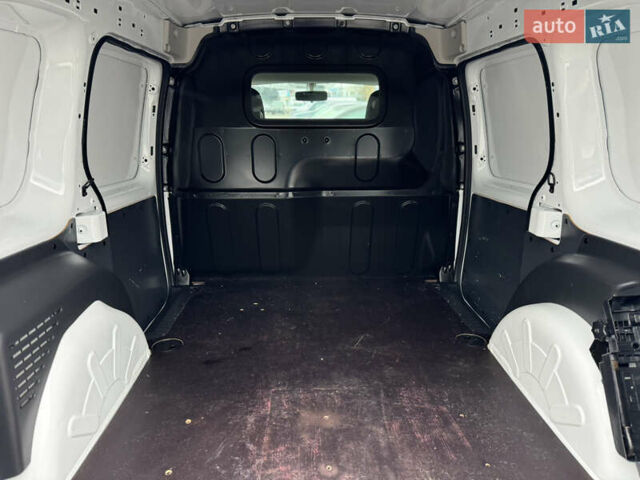 Рено Кєнгу, об'ємом двигуна 0 л та пробігом 174 тис. км за 12600 $, фото 39 на Automoto.ua