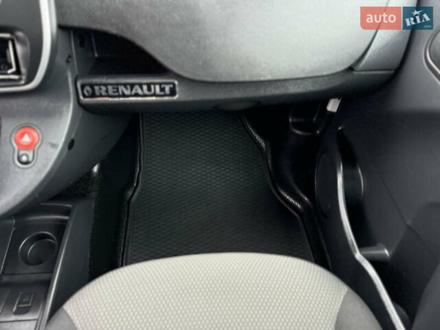 Рено Кєнгу, об'ємом двигуна 0 л та пробігом 174 тис. км за 12600 $, фото 87 на Automoto.ua