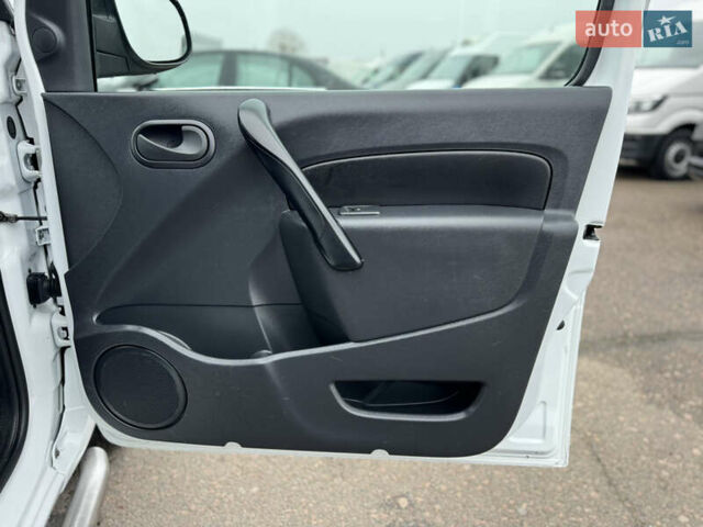 Рено Кєнгу, об'ємом двигуна 0 л та пробігом 174 тис. км за 12600 $, фото 95 на Automoto.ua