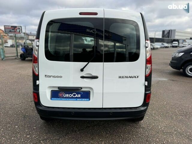 Рено Кєнгу, об'ємом двигуна 1.5 л та пробігом 175 тис. км за 12600 $, фото 6 на Automoto.ua