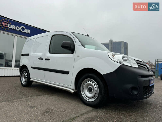 Рено Кєнгу, об'ємом двигуна 0 л та пробігом 174 тис. км за 12600 $, фото 4 на Automoto.ua