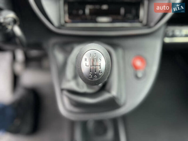 Рено Кєнгу, об'ємом двигуна 0 л та пробігом 174 тис. км за 12600 $, фото 80 на Automoto.ua