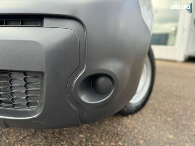 Рено Кєнгу, об'ємом двигуна 1.5 л та пробігом 175 тис. км за 12600 $, фото 15 на Automoto.ua