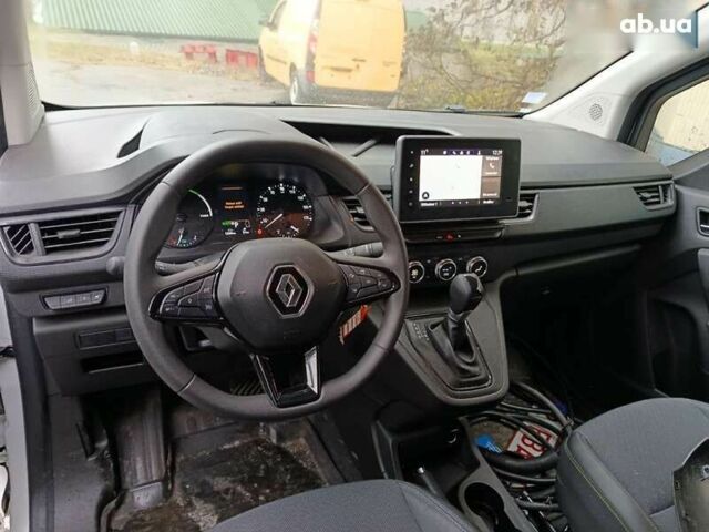 Рено Кєнгу, об'ємом двигуна 0 л та пробігом 12 тис. км за 19700 $, фото 2 на Automoto.ua