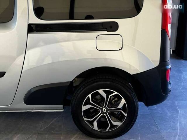 Рено Кенгу, объемом двигателя 0 л и пробегом 30 тыс. км за 15900 $, фото 11 на Automoto.ua