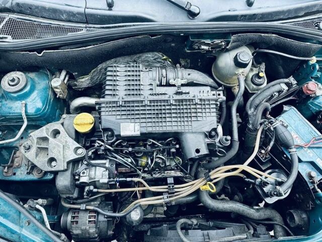 Синий Рено Кенгу пасс., объемом двигателя 0.15 л и пробегом 350 тыс. км за 3700 $, фото 3 на Automoto.ua