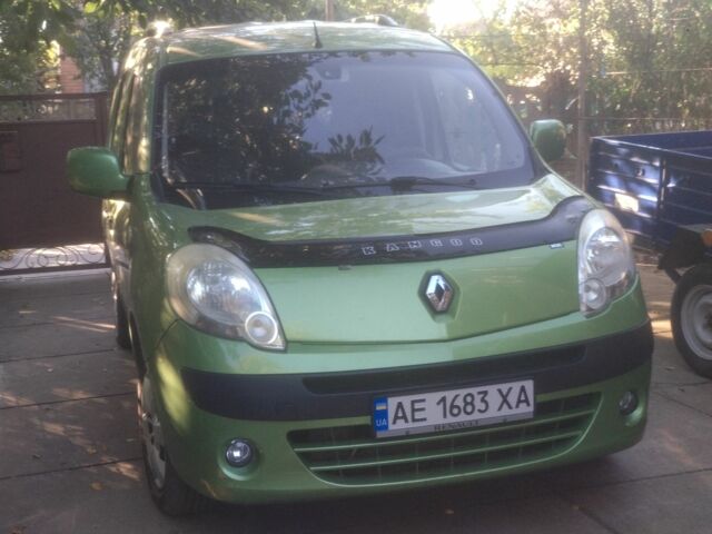 Зеленый Рено Кенгу пасс., объемом двигателя 1.5 л и пробегом 257 тыс. км за 7300 $, фото 3 на Automoto.ua