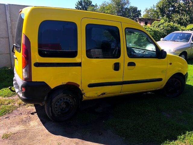 Желтый Рено Кенгу, объемом двигателя 1.9 л и пробегом 300 тыс. км за 850 $, фото 3 на Automoto.ua