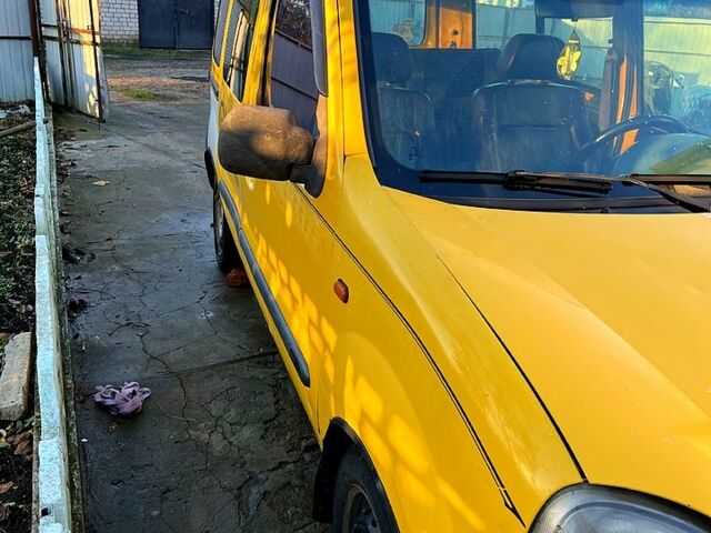 Желтый Рено Кенгу, объемом двигателя 1.9 л и пробегом 0 тыс. км за 1700 $, фото 7 на Automoto.ua