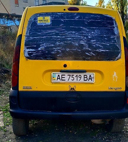 Желтый Рено Кенгу, объемом двигателя 1.9 л и пробегом 300 тыс. км за 2100 $, фото 3 на Automoto.ua