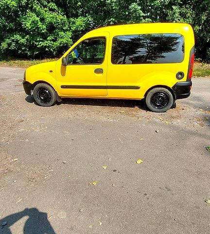 Жовтий Рено Кєнгу, об'ємом двигуна 1.9 л та пробігом 152 тис. км за 3300 $, фото 2 на Automoto.ua