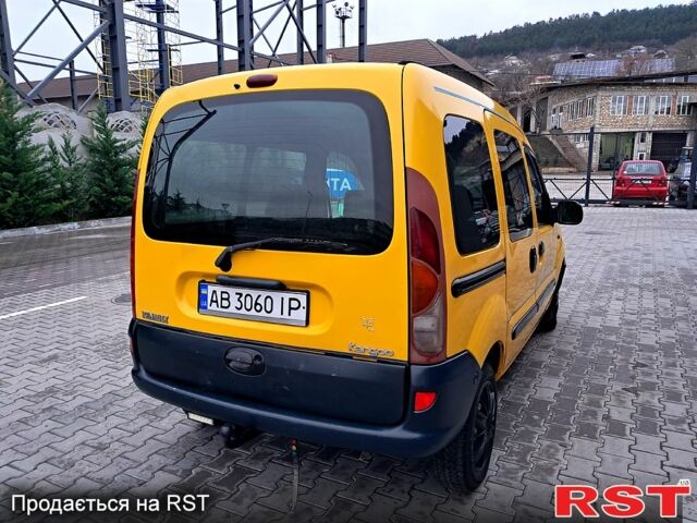 Желтый Рено Кенгу, объемом двигателя 1.9 л и пробегом 350 тыс. км за 2800 $, фото 3 на Automoto.ua