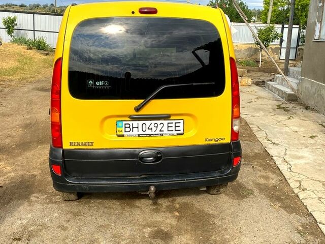 Жовтий Рено Кєнгу, об'ємом двигуна 1.5 л та пробігом 162 тис. км за 3800 $, фото 1 на Automoto.ua