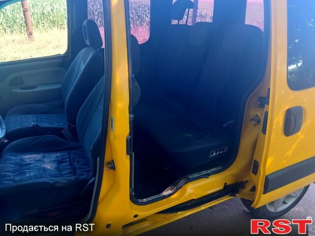 Желтый Рено Кенгу, объемом двигателя 1.9 л и пробегом 0 тыс. км за 2950 $, фото 5 на Automoto.ua