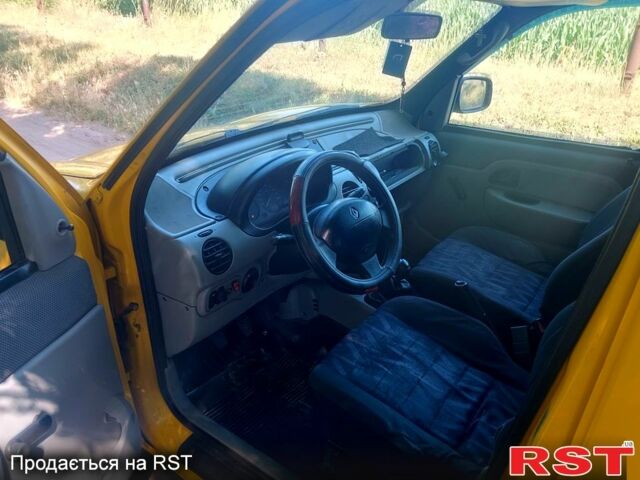 Желтый Рено Кенгу, объемом двигателя 1.9 л и пробегом 0 тыс. км за 2950 $, фото 4 на Automoto.ua