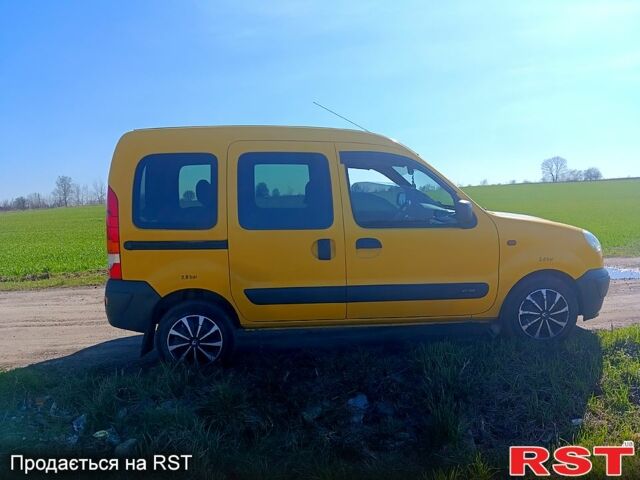Желтый Рено Кенгу, объемом двигателя 1.5 л и пробегом 170 тыс. км за 4000 $, фото 7 на Automoto.ua
