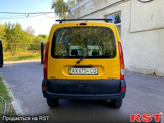 Желтый Рено Кенгу, объемом двигателя 1.5 л и пробегом 205 тыс. км за 2300 $, фото 3 на Automoto.ua