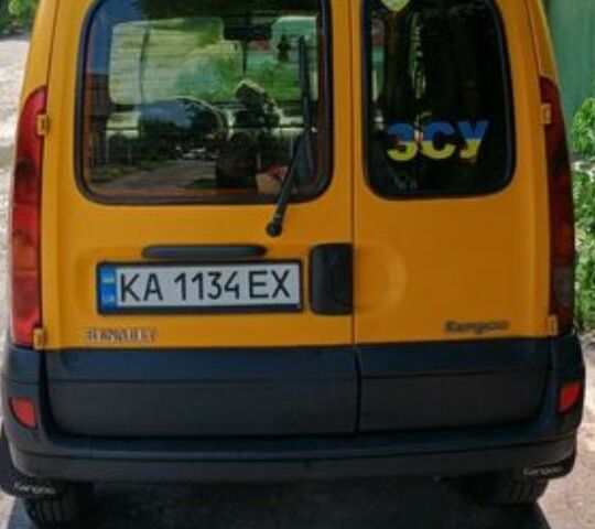 Желтый Рено Кенгу, объемом двигателя 1.5 л и пробегом 320 тыс. км за 2800 $, фото 4 на Automoto.ua