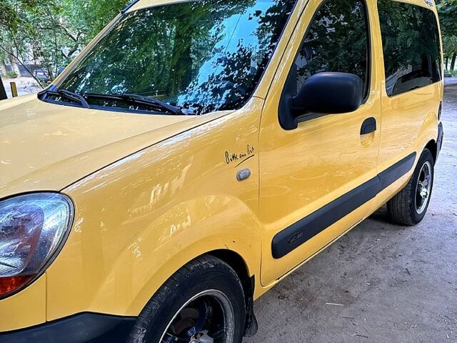 Рено Кенгу 2006 в Харькове на Automoto.ua Желтый Рено Кенгу, объемом двигателя 1.5 л и пробегом 230 тыс. км за 3000 $, фото 6 на Automoto.ua