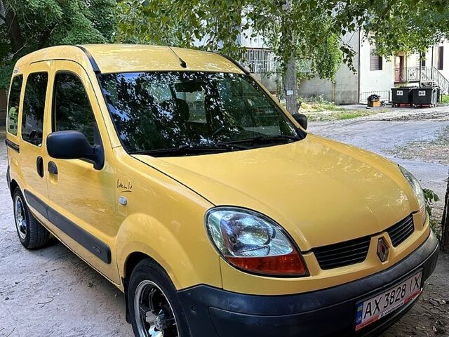 Рено Кенгу 2006 в Харькове на Automoto.ua Желтый Рено Кенгу, объемом двигателя 1.5 л и пробегом 230 тыс. км за 3000 $, фото 7 на Automoto.ua