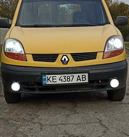 Желтый Рено Кенгу, объемом двигателя 1.5 л и пробегом 286 тыс. км за 2800 $, фото 4 на Automoto.ua