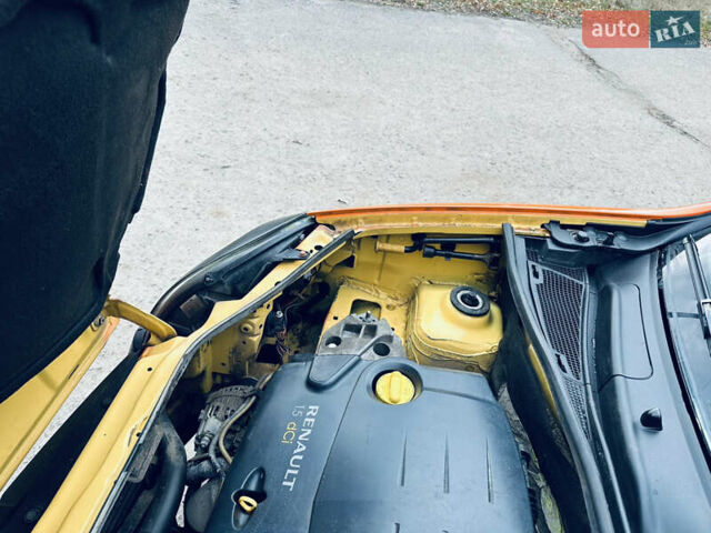 Желтый Рено Кенгу, объемом двигателя 1.5 л и пробегом 250 тыс. км за 2100 $, фото 12 на Automoto.ua