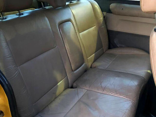 Желтый Рено Кенгу, объемом двигателя 1.5 л и пробегом 181 тыс. км за 3500 $, фото 5 на Automoto.ua