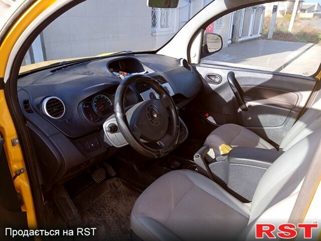 Жовтий Рено Кєнгу, об'ємом двигуна 0 л та пробігом 0 тис. км за 4300 $, фото 3 на Automoto.ua