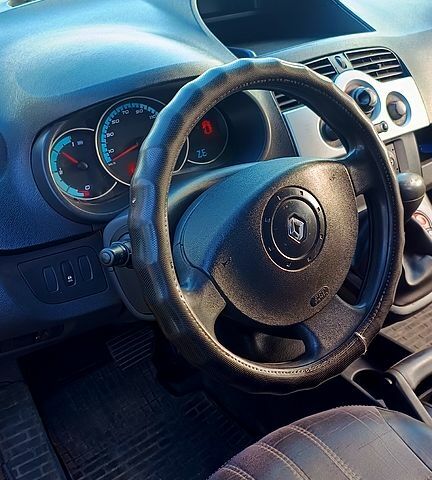 Желтый Рено Кенгу, объемом двигателя 0 л и пробегом 14 тыс. км за 4200 $, фото 8 на Automoto.ua