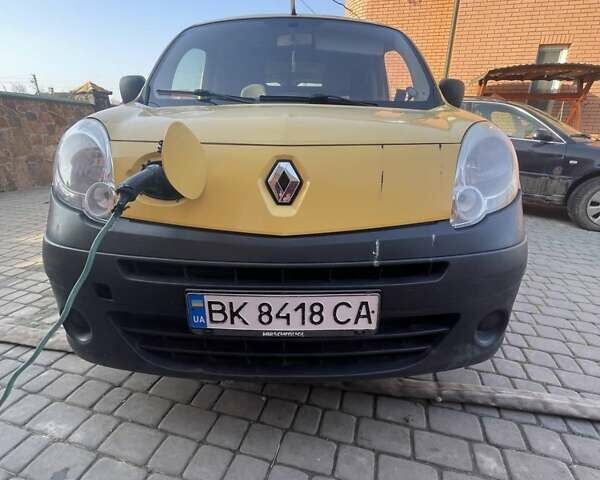 Жовтий Рено Кєнгу, об'ємом двигуна 0 л та пробігом 200 тис. км за 3700 $, фото 6 на Automoto.ua