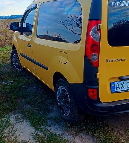 Желтый Рено Кенгу, объемом двигателя 0 л и пробегом 14 тыс. км за 4200 $, фото 3 на Automoto.ua