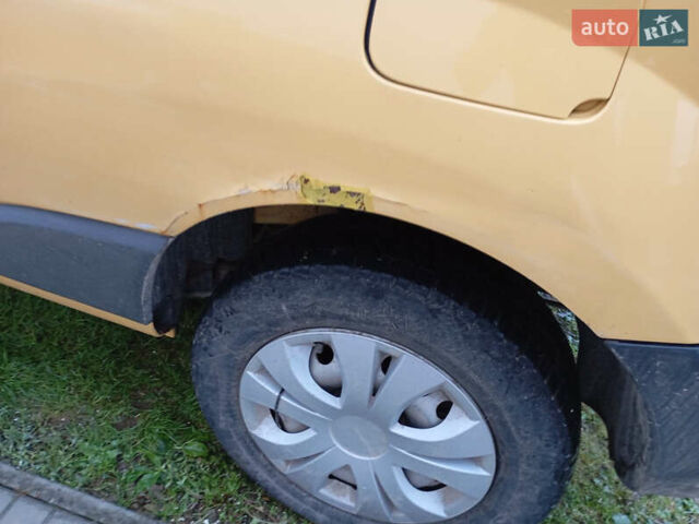 Желтый Рено Кенгу, объемом двигателя 0 л и пробегом 99 тыс. км за 8900 $, фото 31 на Automoto.ua
