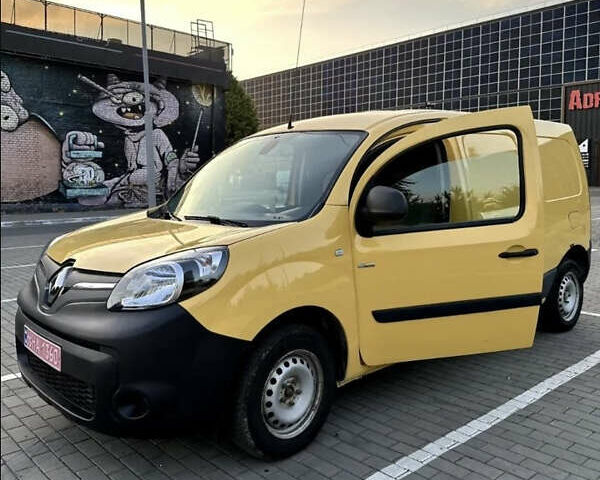 Желтый Рено Кенгу, объемом двигателя 0 л и пробегом 99 тыс. км за 8900 $, фото 21 на Automoto.ua