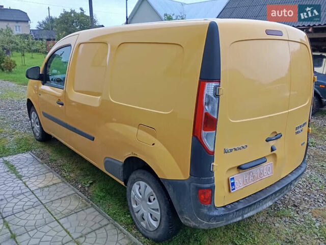 Желтый Рено Кенгу, объемом двигателя 0 л и пробегом 99 тыс. км за 8900 $, фото 29 на Automoto.ua