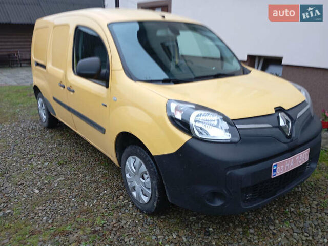 Желтый Рено Кенгу, объемом двигателя 0 л и пробегом 99 тыс. км за 8900 $, фото 37 на Automoto.ua