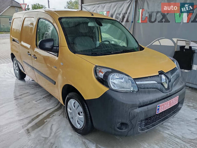 Желтый Рено Кенгу, объемом двигателя 0 л и пробегом 99 тыс. км за 8900 $, фото 6 на Automoto.ua