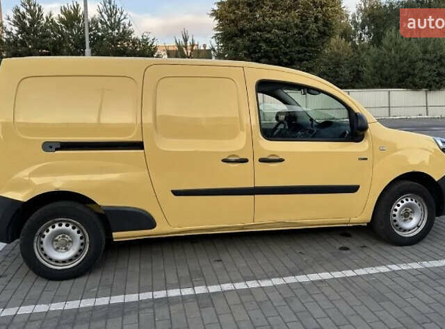 Желтый Рено Кенгу, объемом двигателя 0 л и пробегом 99 тыс. км за 8900 $, фото 14 на Automoto.ua