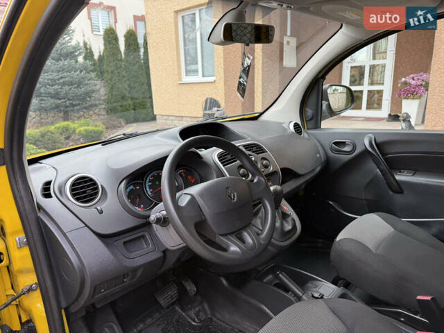 Желтый Рено Кенгу, объемом двигателя 0 л и пробегом 50 тыс. км за 10404 $, фото 19 на Automoto.ua